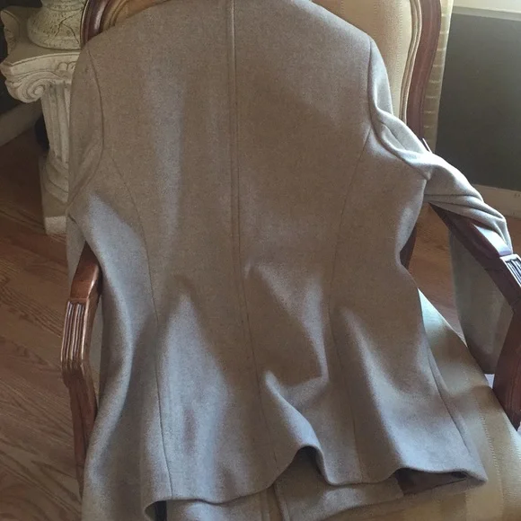 Calvin Klein - Picture 6 of 6